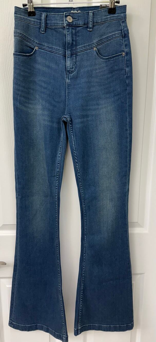BDG jeans flare 28x34 high rise NWT Tall country western
